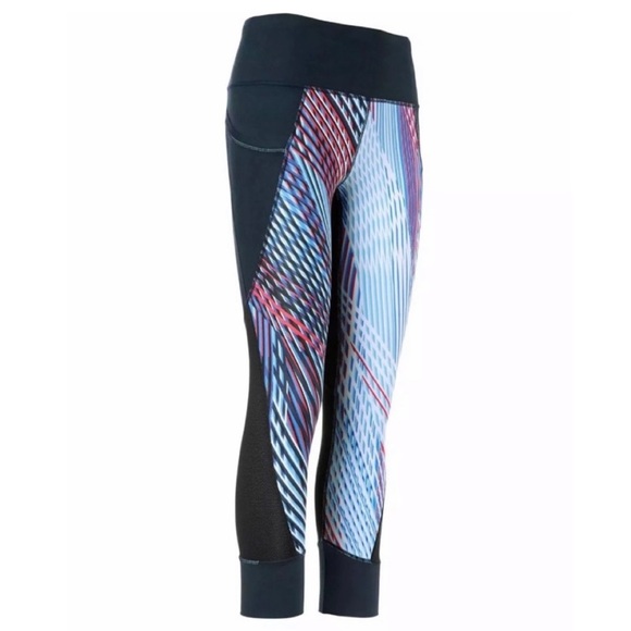 Athleta Relay Capri Mosaic Black Multi Legging XS - Picture 2 of 6